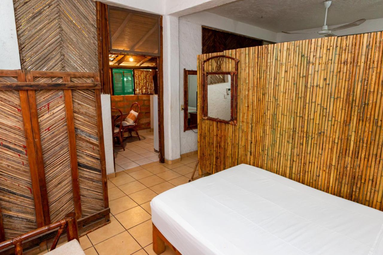 Casa Mexica Bungalows Zihuatanejo Zewnętrze zdjęcie