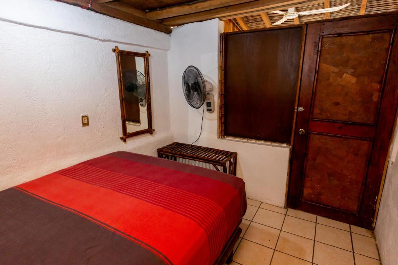 Casa Mexica Bungalows Zihuatanejo Zewnętrze zdjęcie