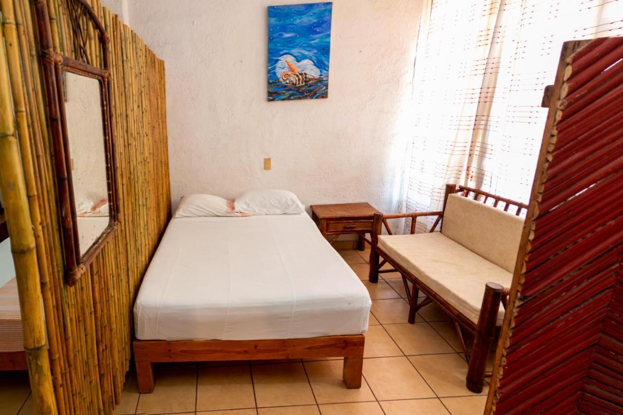 Casa Mexica Bungalows Zihuatanejo Zewnętrze zdjęcie
