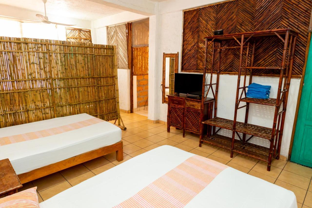 Casa Mexica Bungalows Zihuatanejo Zewnętrze zdjęcie