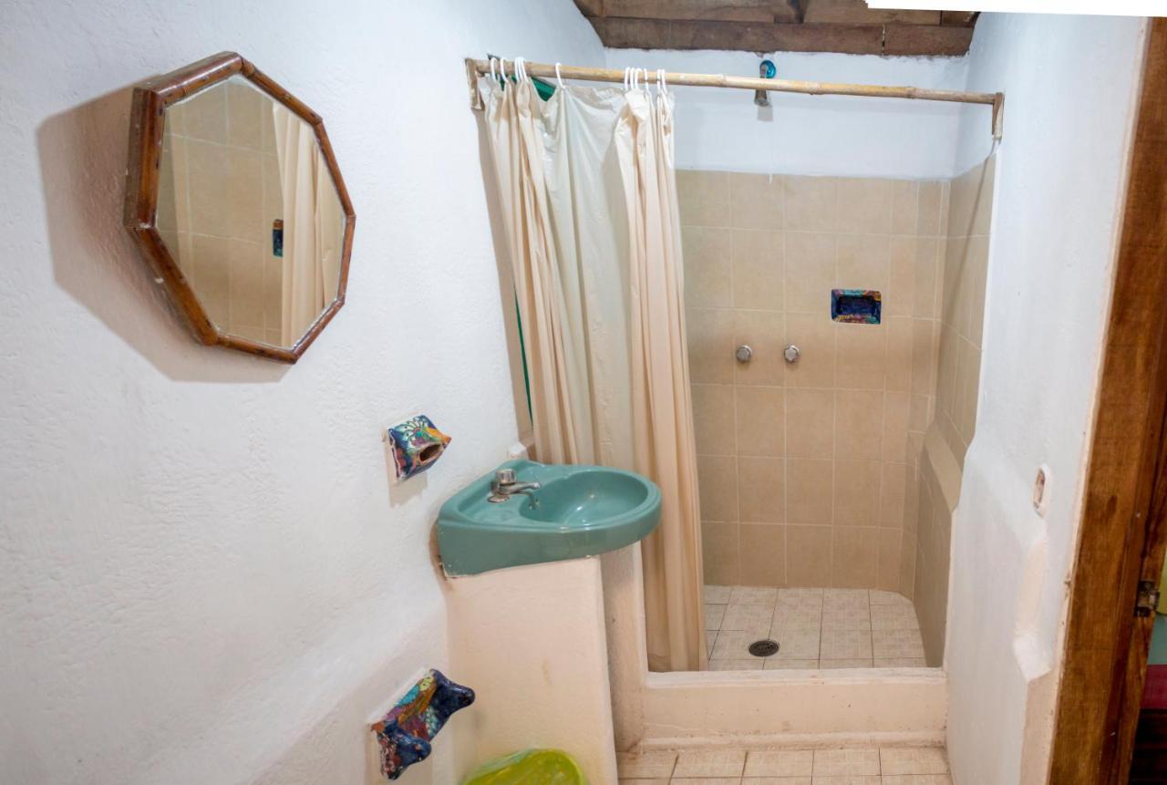 Casa Mexica Bungalows Zihuatanejo Zewnętrze zdjęcie