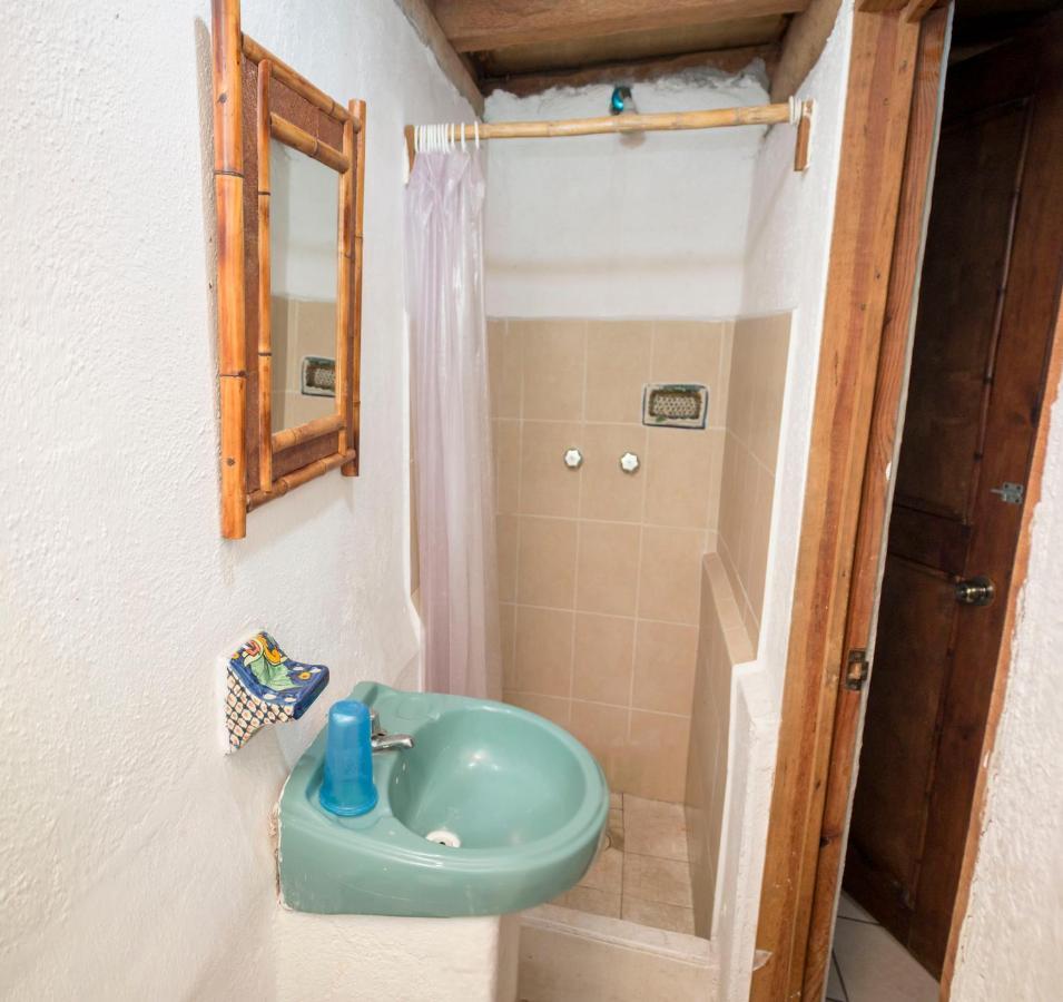 Casa Mexica Bungalows Zihuatanejo Zewnętrze zdjęcie