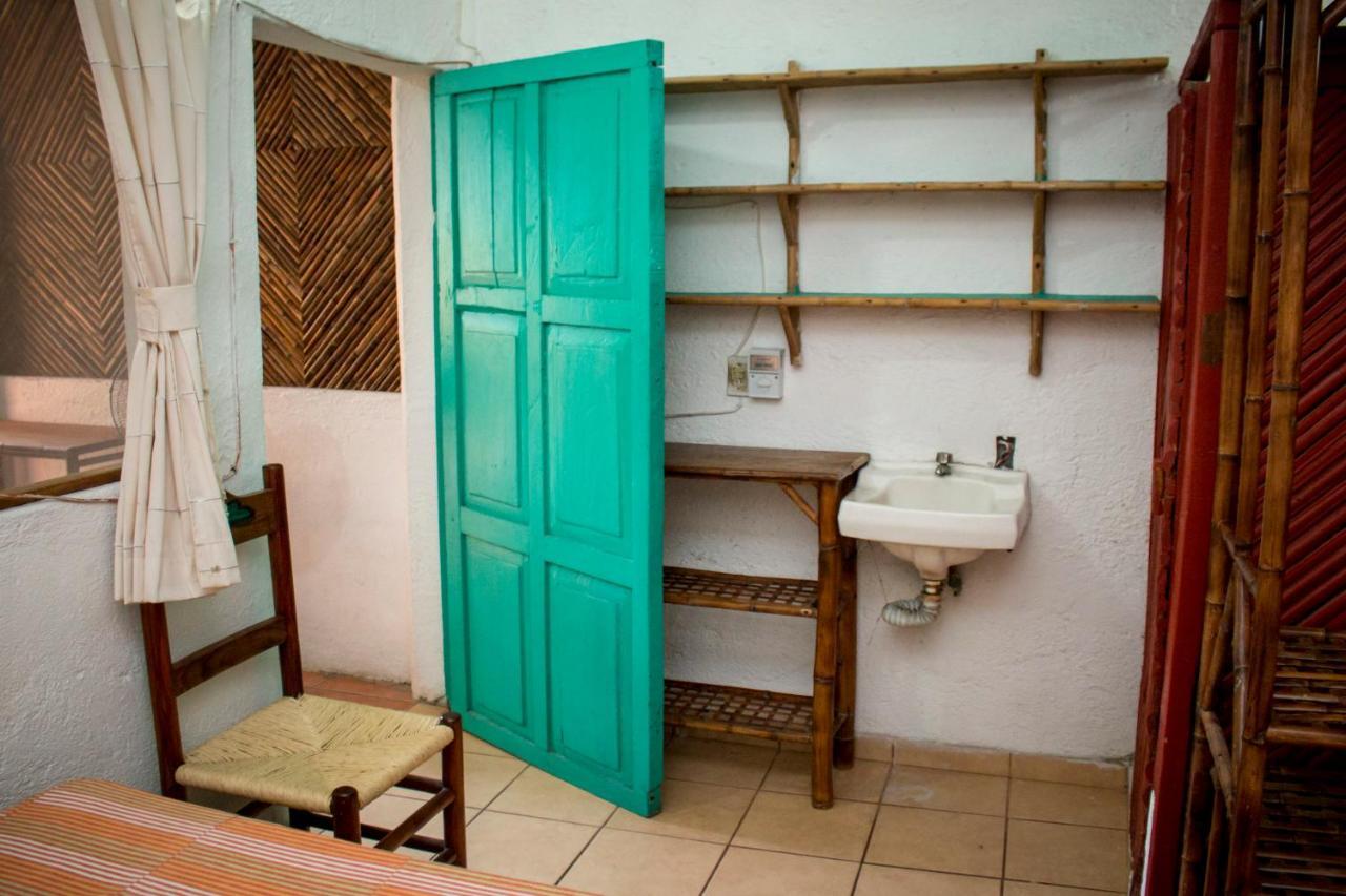 Casa Mexica Bungalows Zihuatanejo Zewnętrze zdjęcie
